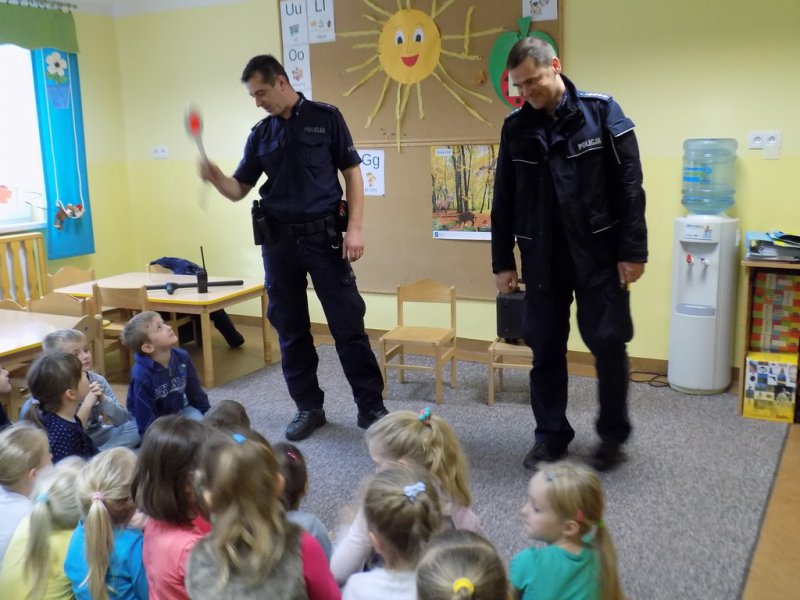 Przedszkole - spotkanie z policjantami